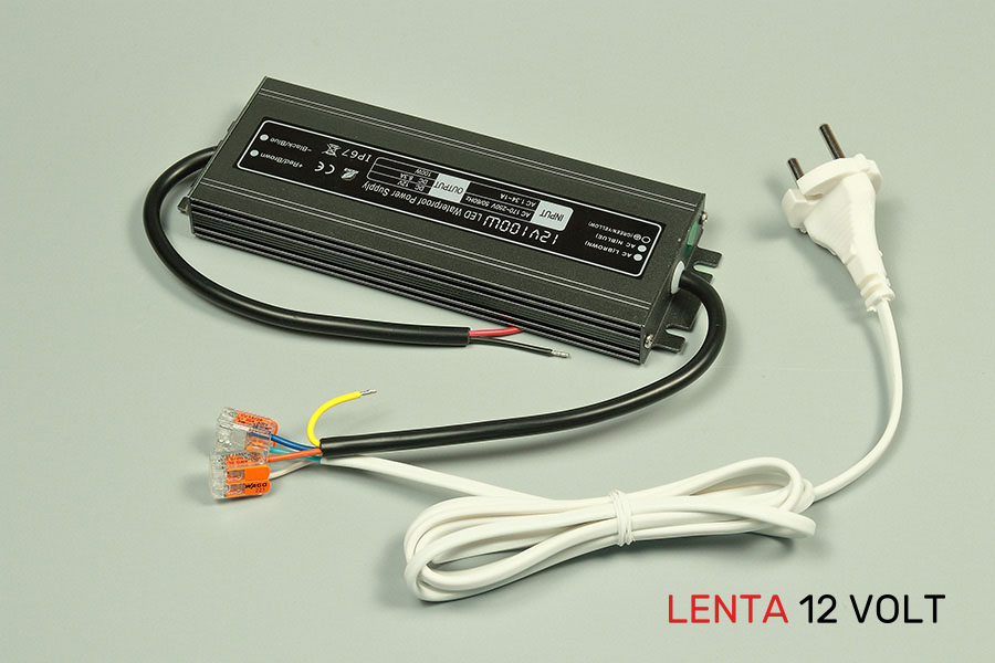 Подключение шнура с вилкой к блоку питания